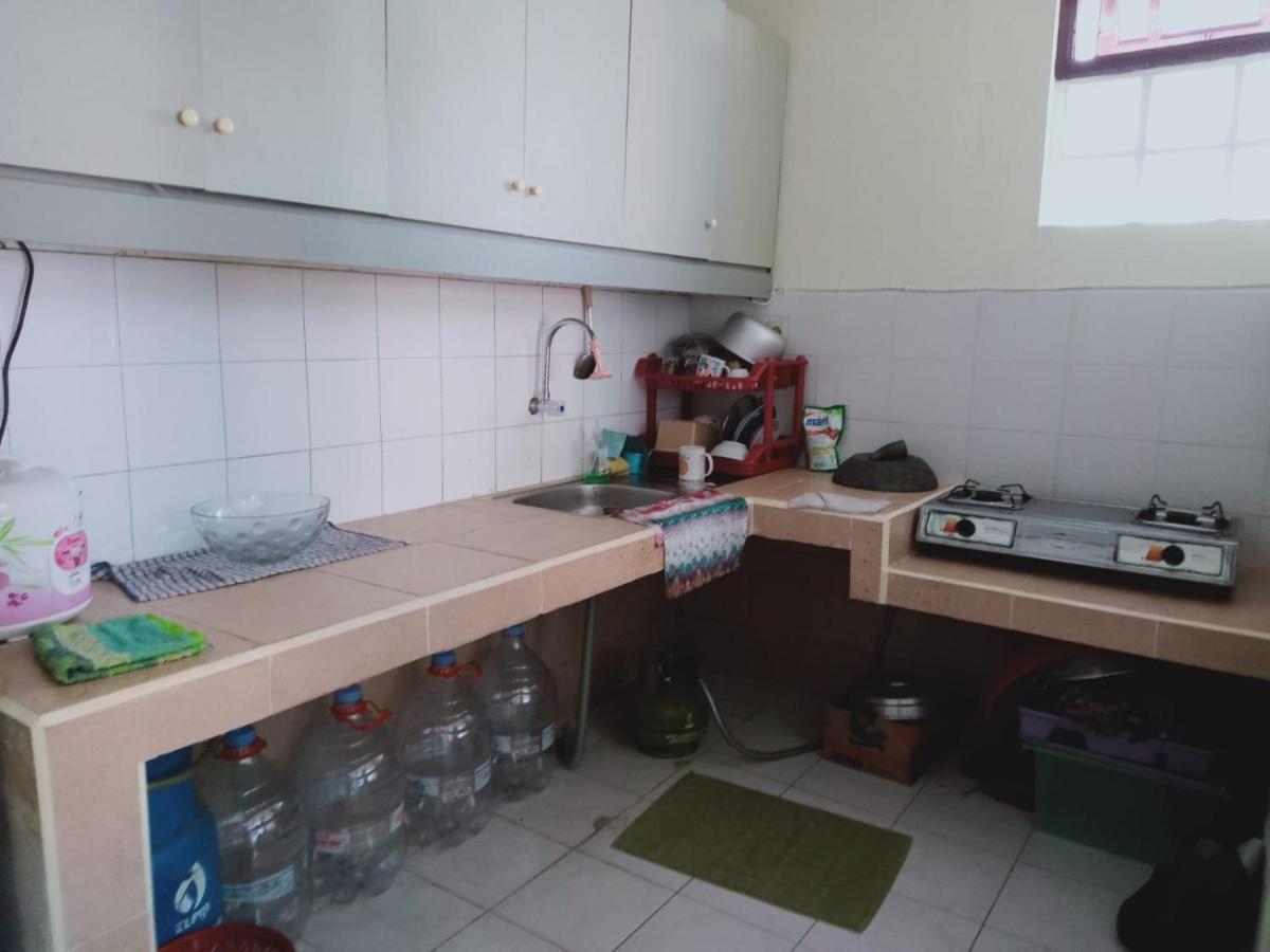 Villa Musti Green Apple Cipanas Sindanglaya Екстер'єр фото